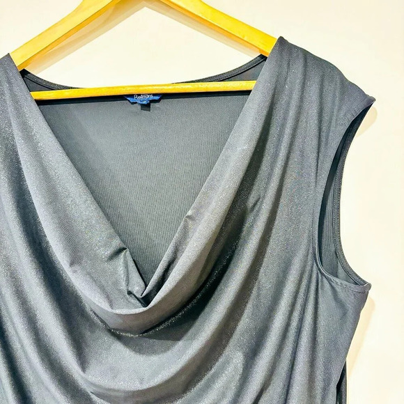 REITMANS Shimmering black top - Picture 3 of 8
